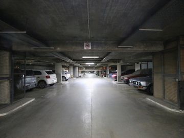 Venta de Departamento 3 ambientes con Cochera P. B.  Pilar