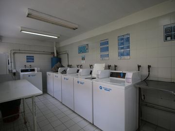 Venta de Departamento 3 ambientes con Cochera P. B.  Pilar