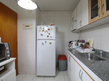 Venta de Departamento 3 ambientes con Cochera P. B.  Pilar