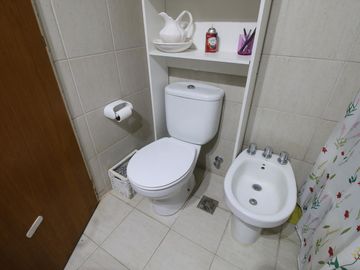Venta de Departamento 3 ambientes con Cochera P. B.  Pilar
