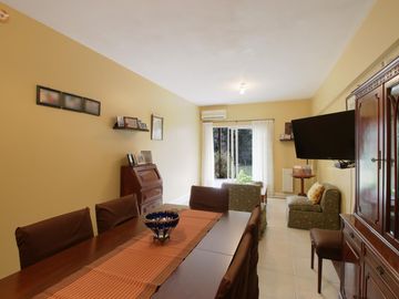 Venta de Departamento 3 ambientes con Cochera P. B.  Pilar