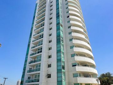 Departamento de Categoria Complejo Miracielos Seguridad y Amenities en General Paz