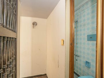 Venta de Departamento en Villa Crespo 5 Amb y Dependencia