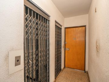 Venta de Departamento en Villa Crespo 5 Amb y Dependencia