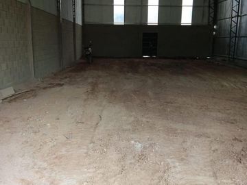 Depósito en venta - 1 Baño - Pilar