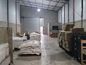 Depósito en venta - 1 Baño - Pilar