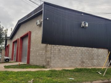 Depósito en venta - 1 Baño - Pilar