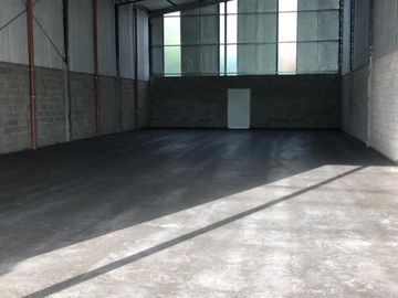 Depósito en venta - 1 Baño - Pilar