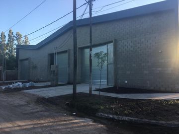 Depósito en venta - 1 Baño - Pilar