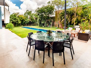 Casa en venta con paneles solares en Montes de Ame