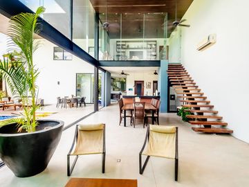 Casa en venta con paneles solares en Montes de Ame