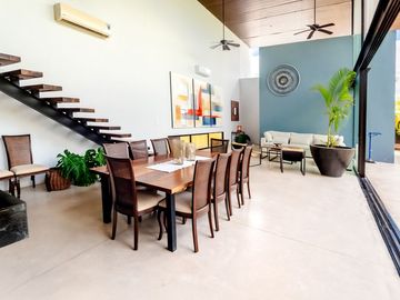 Casa en venta con paneles solares en Montes de Ame