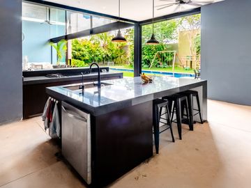 Casa en venta con paneles solares en Montes de Ame
