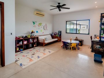 Casa en venta con paneles solares en Montes de Ame