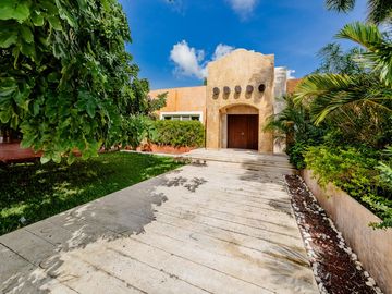 Casa en venta de una sola planta en Temozón