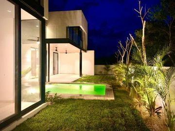 Casa en venta con páneles solares en el Yucatán Country Club