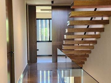 Casa en venta en privada Kutz en el Yucatán Country Club
