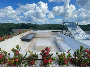Casa en venta en privada Kutz en el Yucatán Country Club