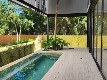 Casa en venta en privada Kutz en el Yucatán Country Club