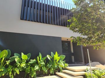 Casa en venta en privada Kutz en el Yucatán Country Club