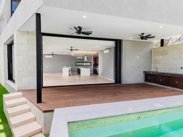 Casa en venta en el Yucatán Country Club