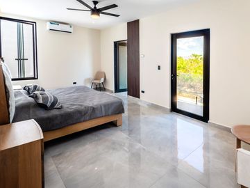 Casa en venta con paneles solares en el Yucatán Country Club