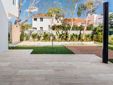 Casa en venta en Privada Kutz en el Yucatán Country Club