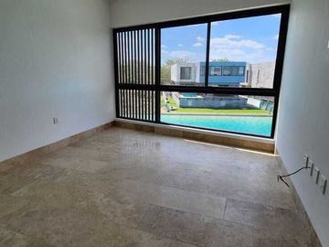 Preventa de casa frente al lago Kanha en en Yucatán Country Club