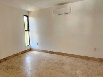 Preventa de casa frente al lago Kanha en en Yucatán Country Club