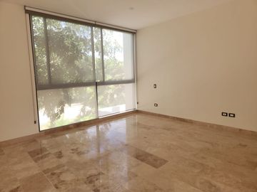Casa en venta o renta en el Yucatan Country Club