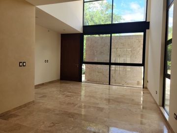 Casa en venta o renta en el Yucatan Country Club