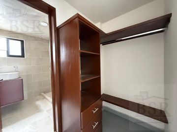 Casa nueva en Venta a pie de calle, en la colonia Ocho cedros, Toluca.