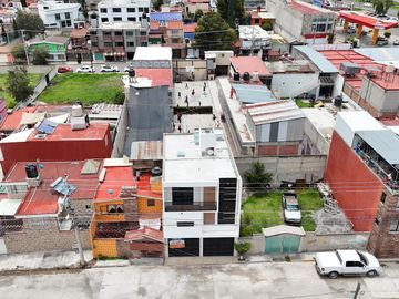 Casa nueva en Venta a pie de calle, en la colonia Ocho cedros, Toluca.
