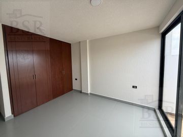 Casa nueva en Venta a pie de calle, en la colonia Ocho cedros, Toluca.