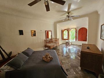 Casa con Muelle en Venta, Pok ta pok Zona Hotelera en Cancún