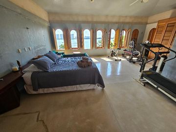 Casa con Muelle en Venta, Pok ta pok Zona Hotelera en Cancún