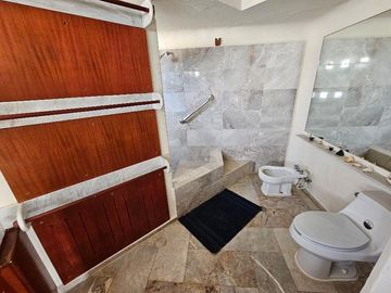 Casa con Muelle en Venta, Pok ta pok Zona Hotelera en Cancún