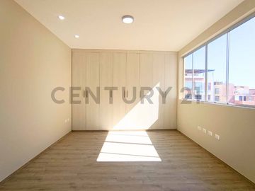 SE VENDE CASA EN ESTRENO EN TACNA