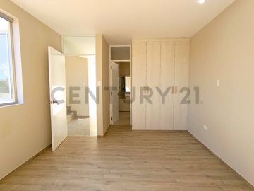 SE VENDE CASA EN ESTRENO EN TACNA