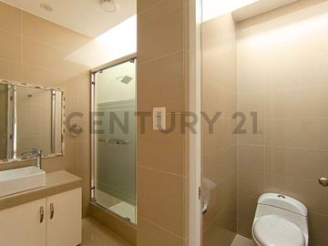 SE VENDE CASA EN ESTRENO EN TACNA