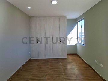 SE VENDE CASA EN ESTRENO EN TACNA