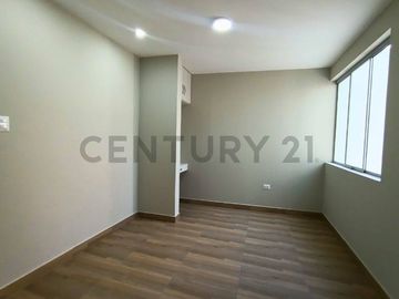 SE VENDE CASA EN ESTRENO EN TACNA
