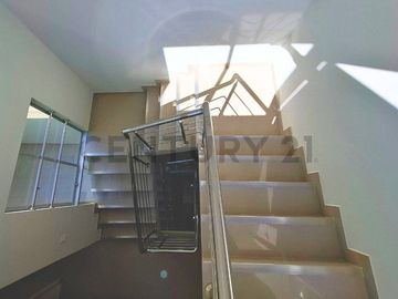 SE VENDE CASA EN ESTRENO EN TACNA