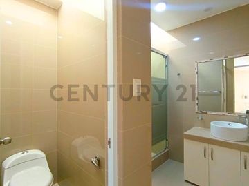 SE VENDE CASA DE ESTRENO EN TACNA