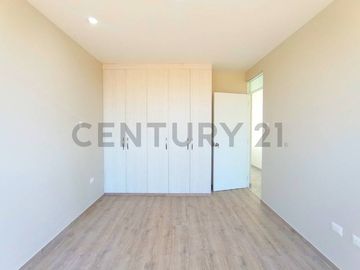 SE VENDE CASA DE ESTRENO EN TACNA