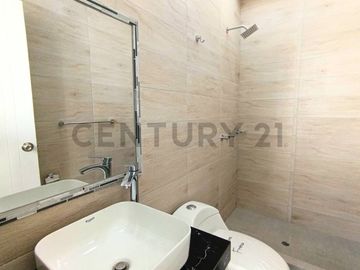SE VENDE CASA DE ESTRENO EN TACNA