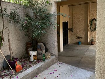 Muy amplia casa en col. del Carmen Coyoacán