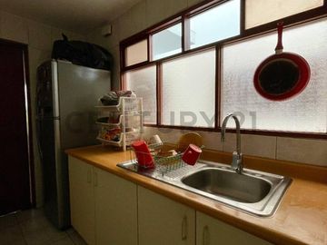 Ocasion!! Vendo amplio departamento en cerca a Raul Ferrero