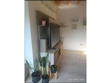 VENTA DE CASA MODERNA CON PISCINA EN VISTALBA – LUJN DE CUYO, MZA