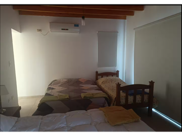 VENTA DE CASA MODERNA CON PISCINA EN VISTALBA – LUJN DE CUYO, MZA